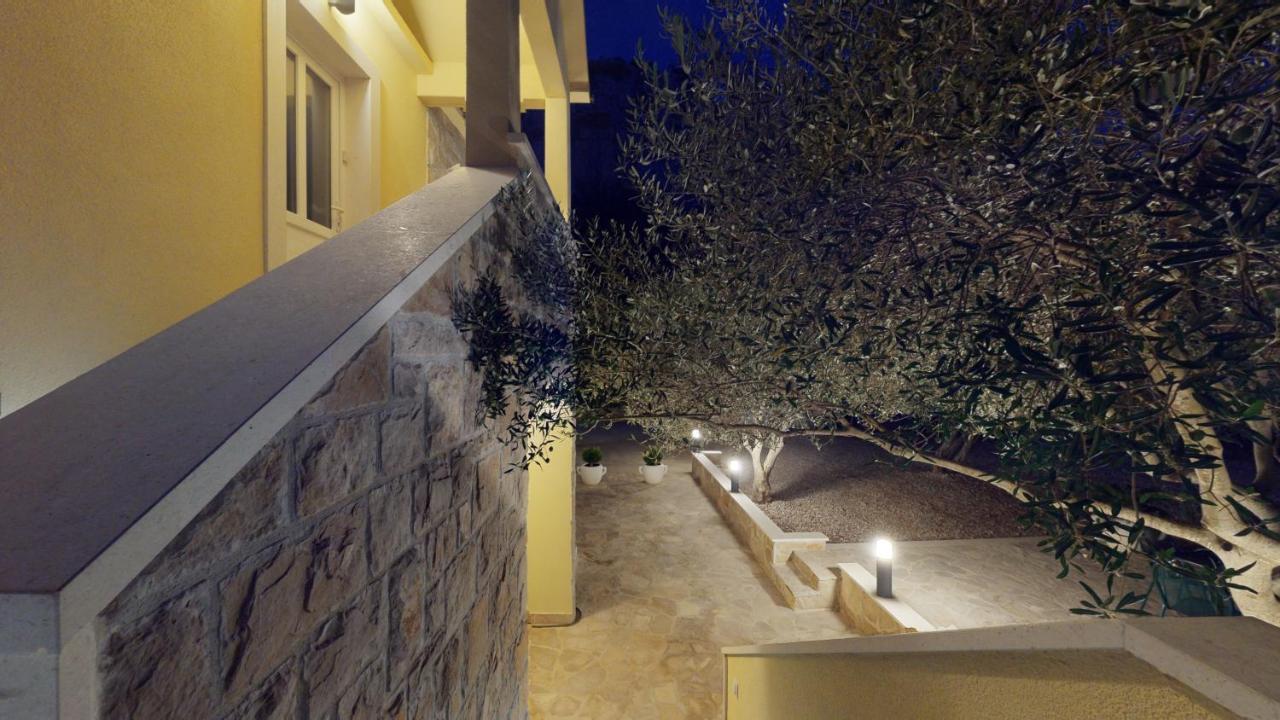 Zen-Pok House On The Beach - Pokrivenik Zastražišće エクステリア 写真
