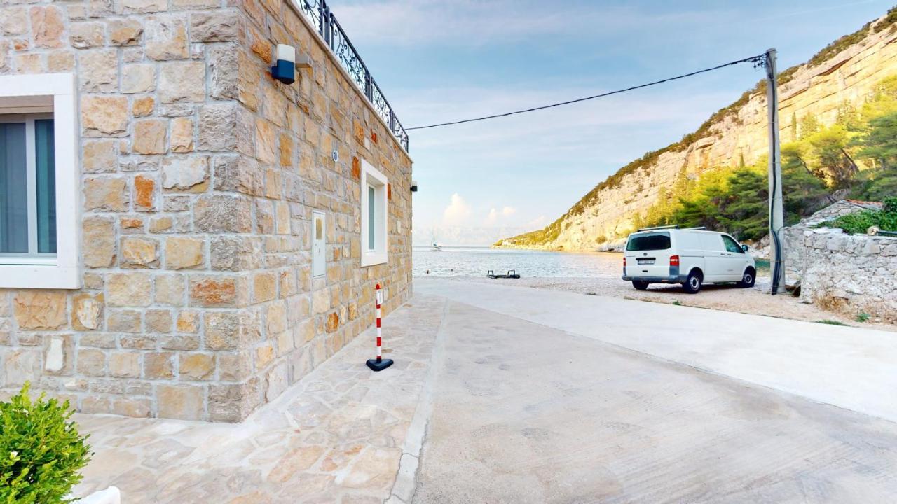 Zen-Pok House On The Beach - Pokrivenik Zastražišće エクステリア 写真